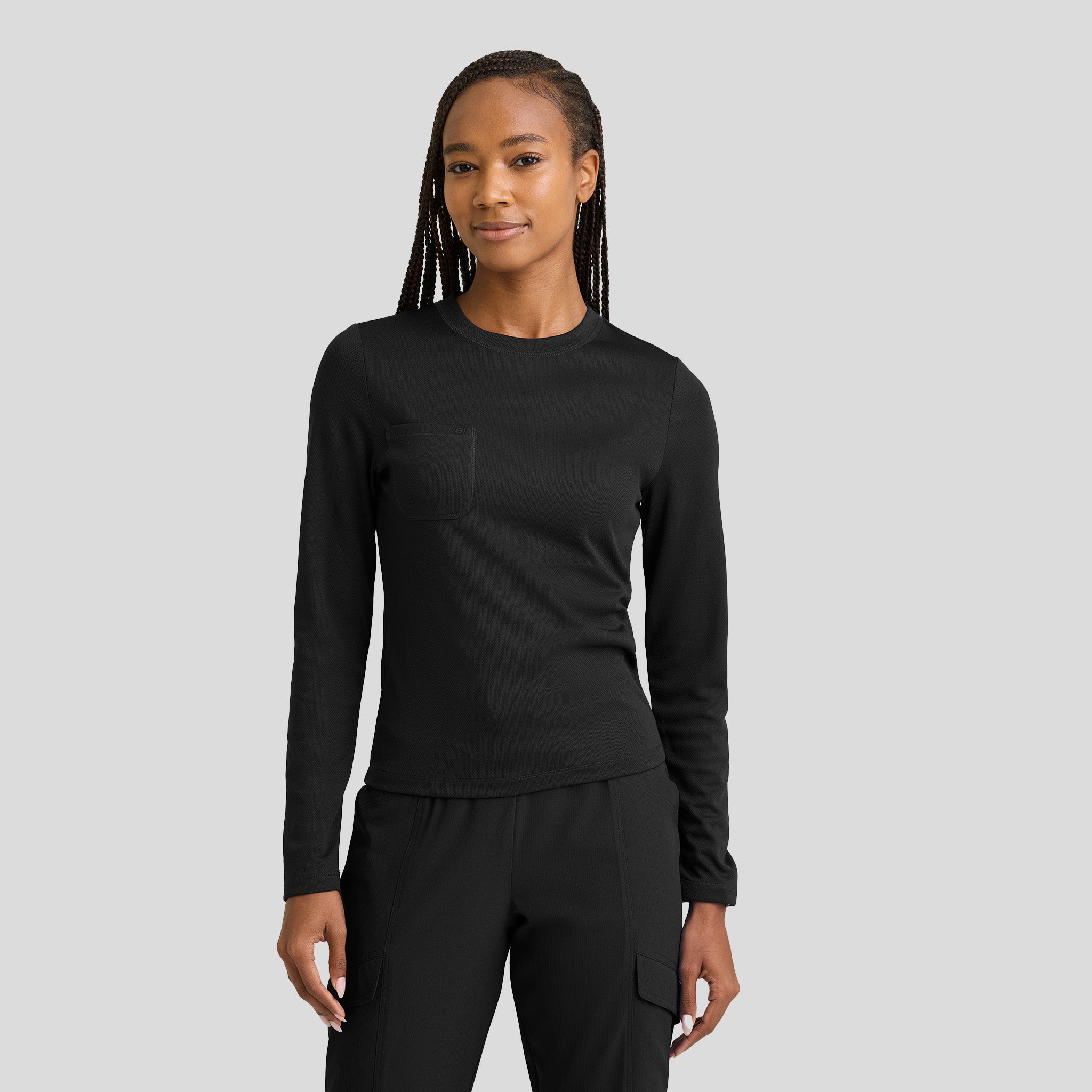 Holly Women's 1-Pocket Crew Neck Long Sleeve Tee | Black