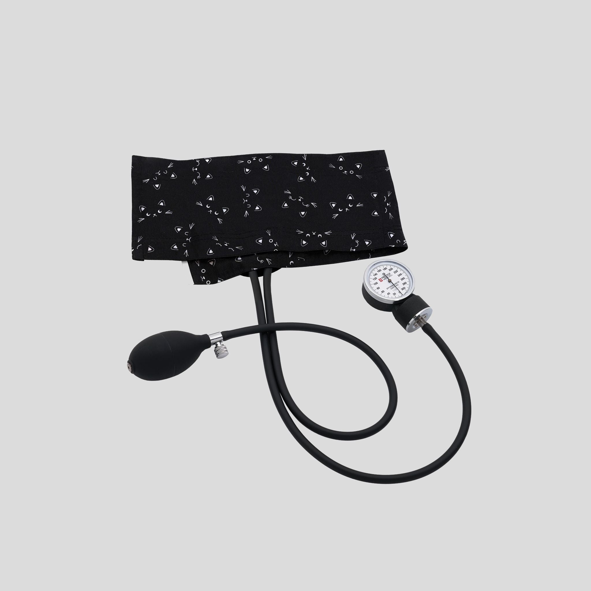 PRESTIGEMEDICAL_S82PREMIUM_ADULT_BLOODPRESSURE_CUFF_CATSBLACKANDWHITE